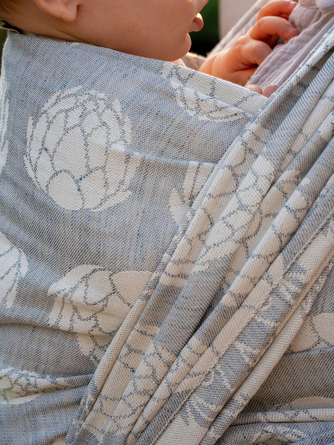 Tragetuch Artishocca Divine Sky – 70% Baumwolle, 30% Leinen | Draw Release